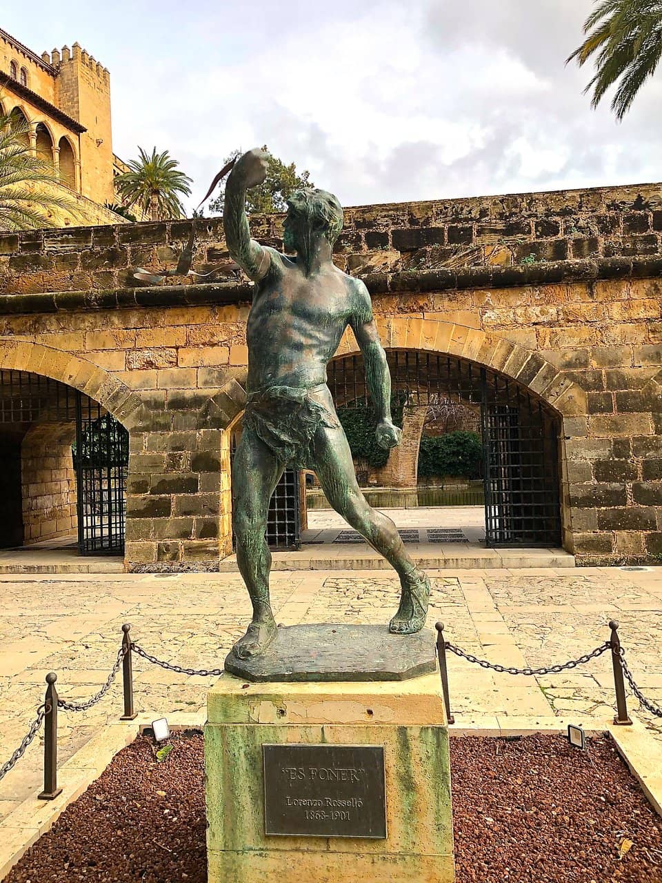 Moorish-Inspired Ambiance