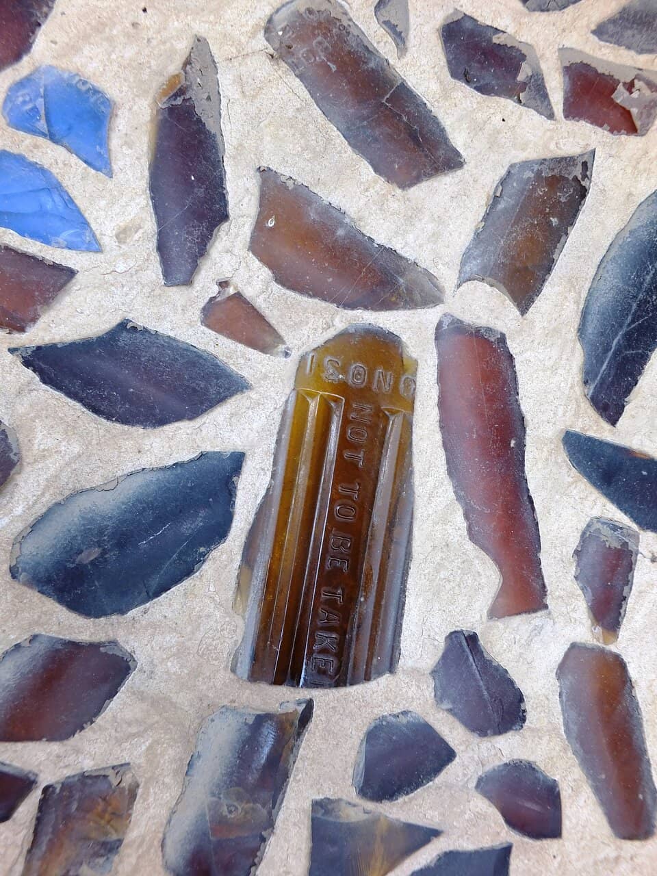 Embedded Glass Shards