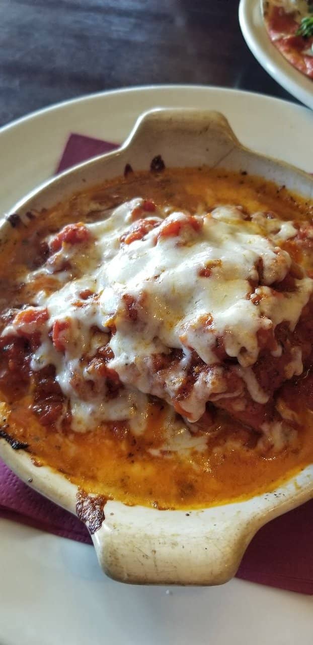 Live Piano & Cozy Atmosphere