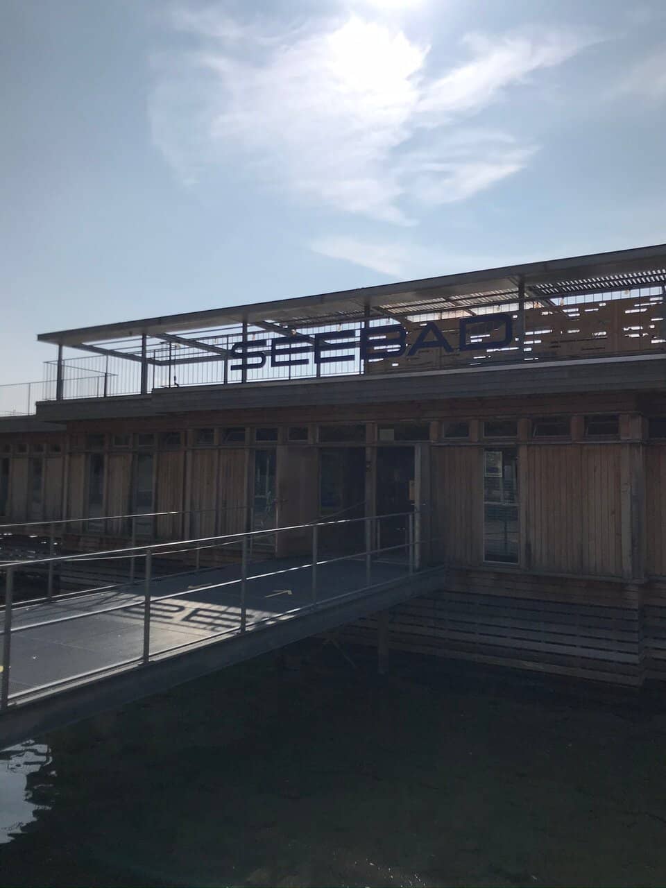 Lively Lakeside Bar