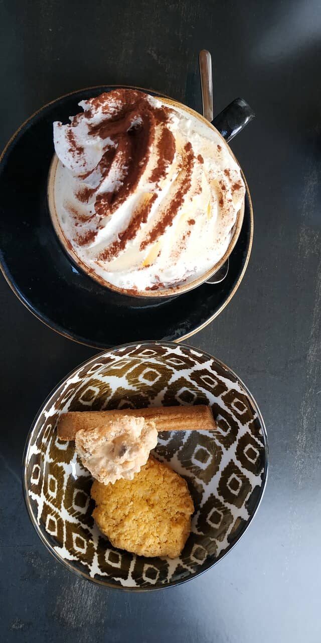 Charming Terrace Dining