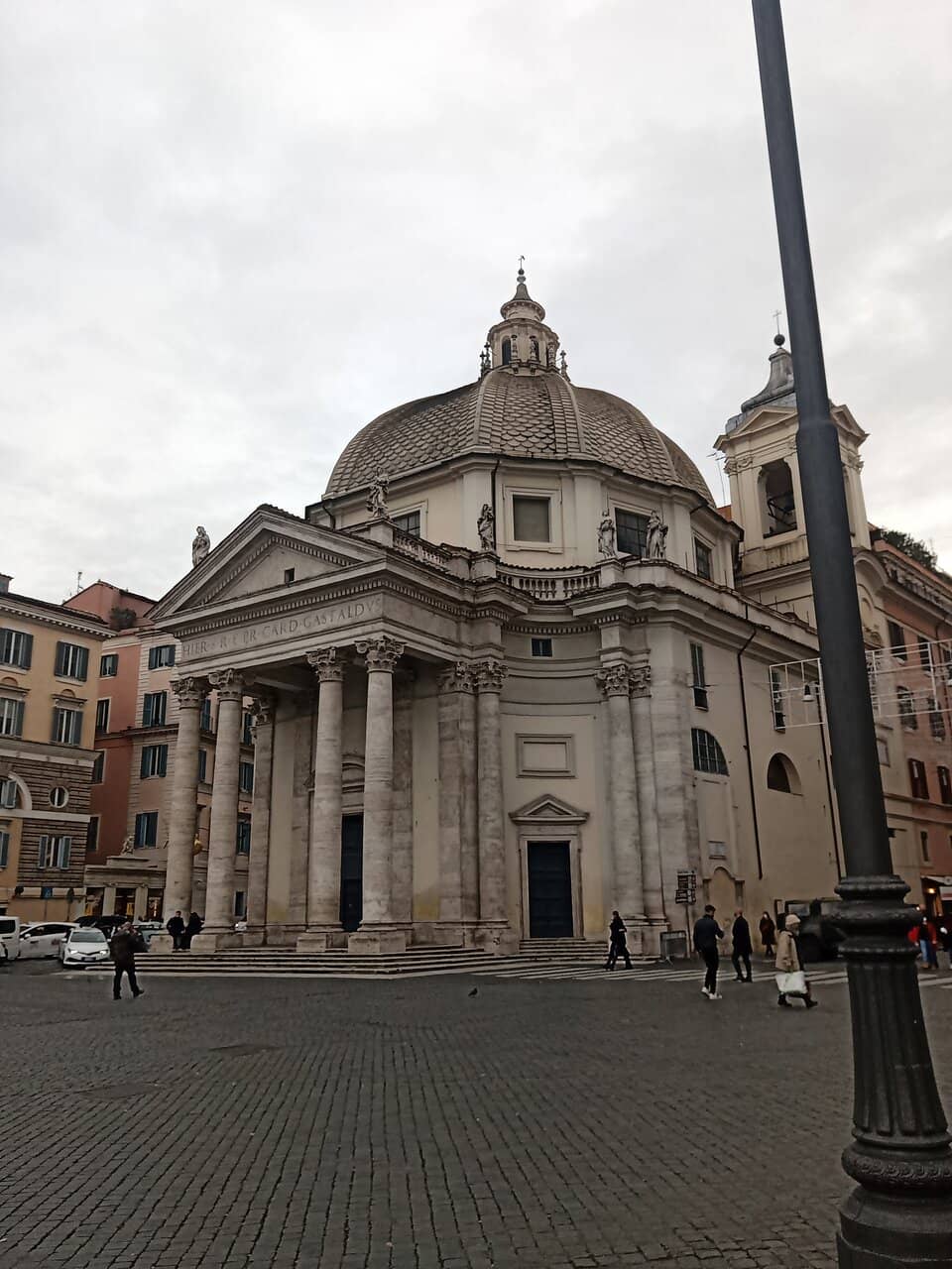 Piazza del Popolo Gateway