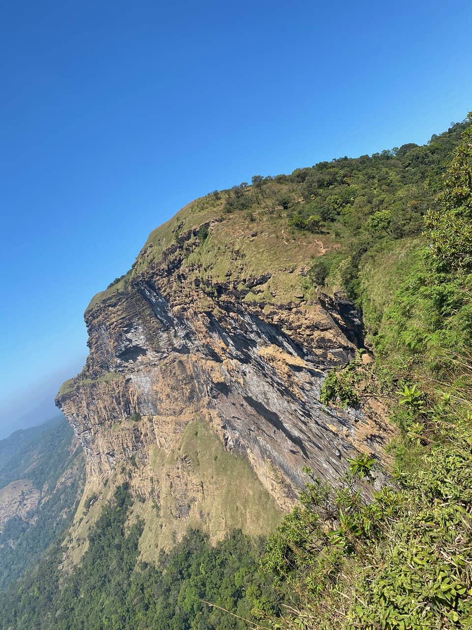 Queen's Edge