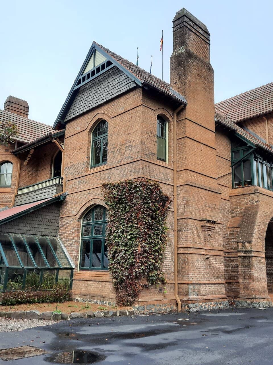 Majestic Architecture