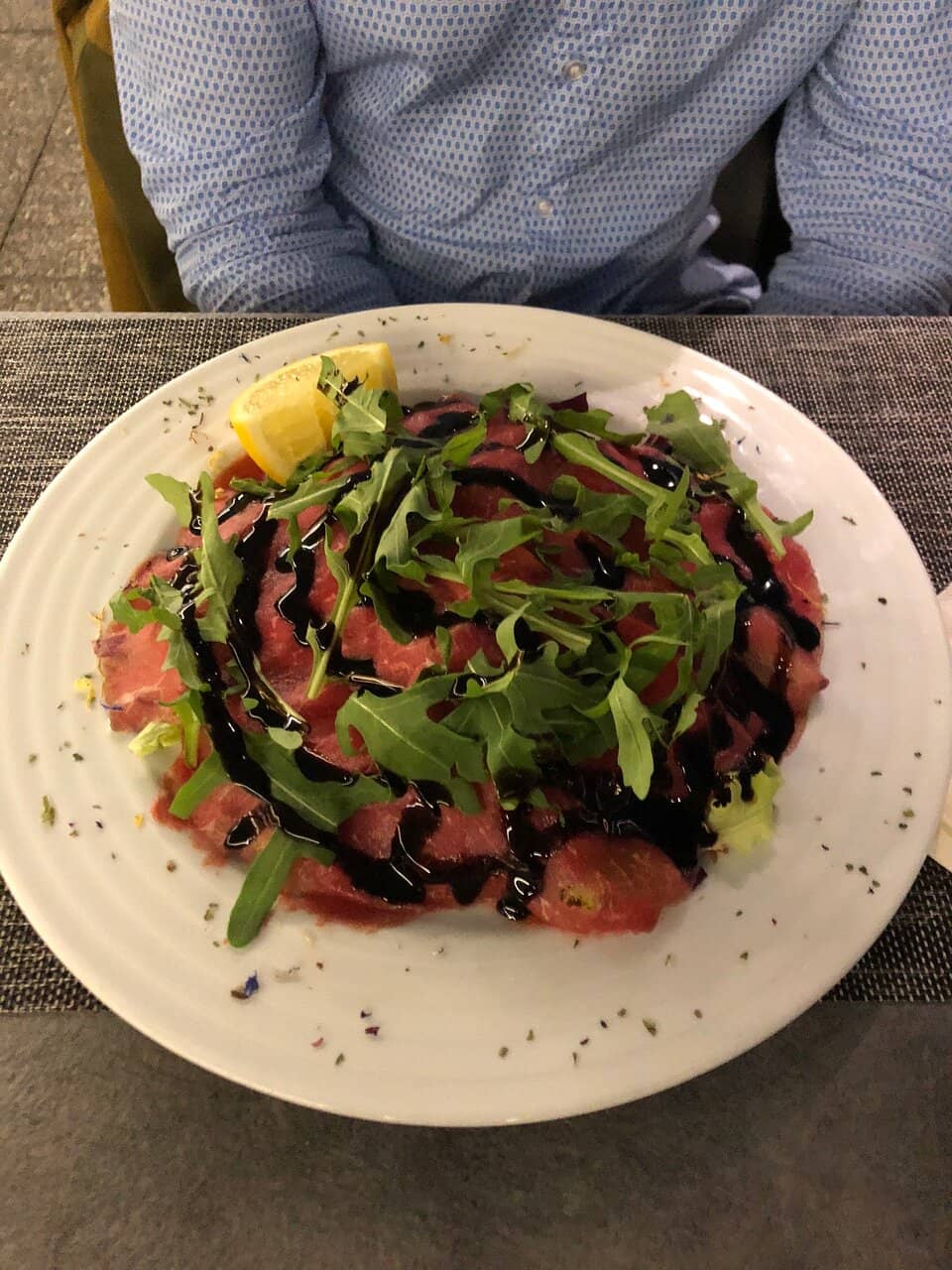 Renowned Thin-Crust Pizza