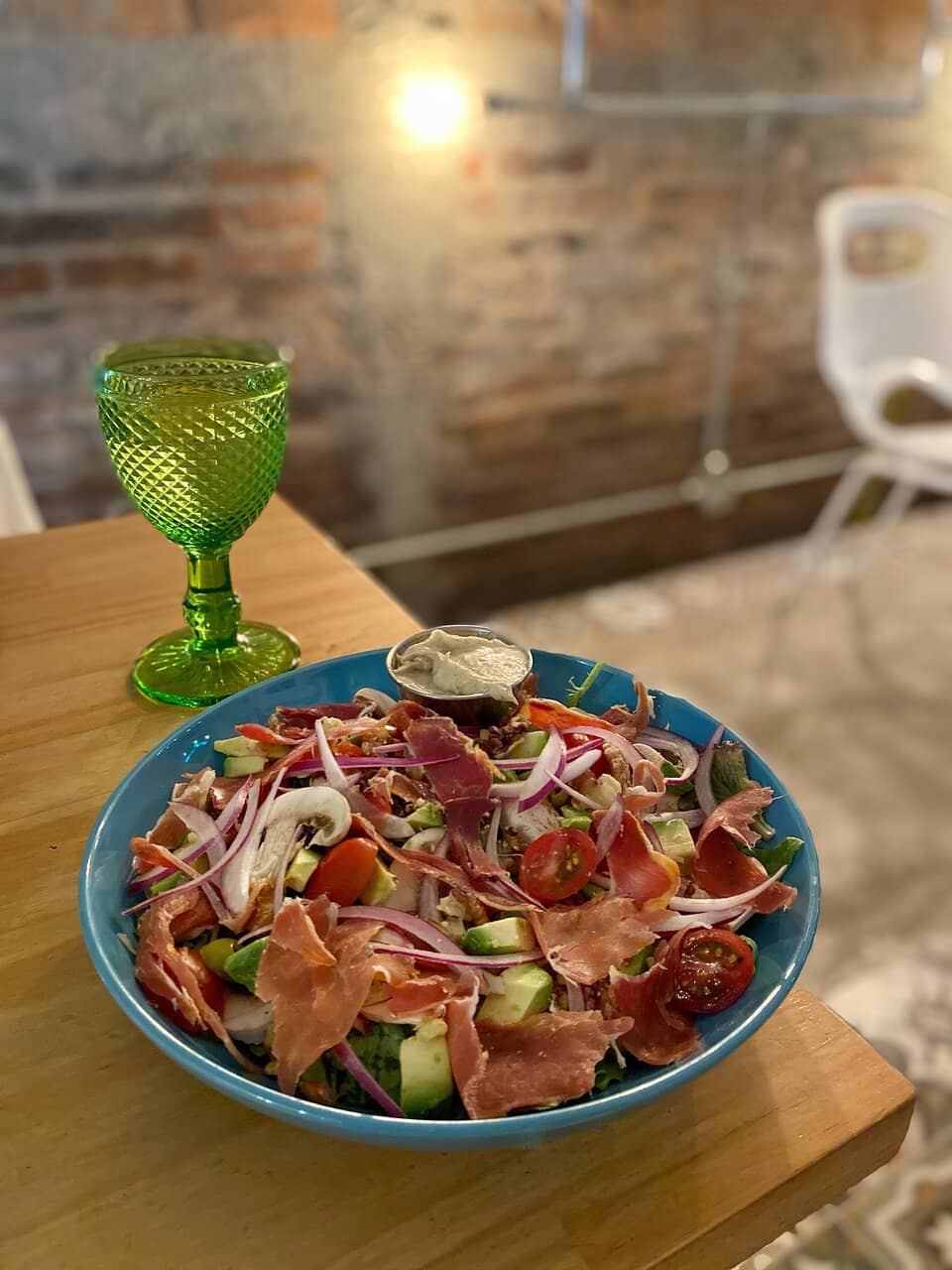 All-Day Brunch & Signature Dishes