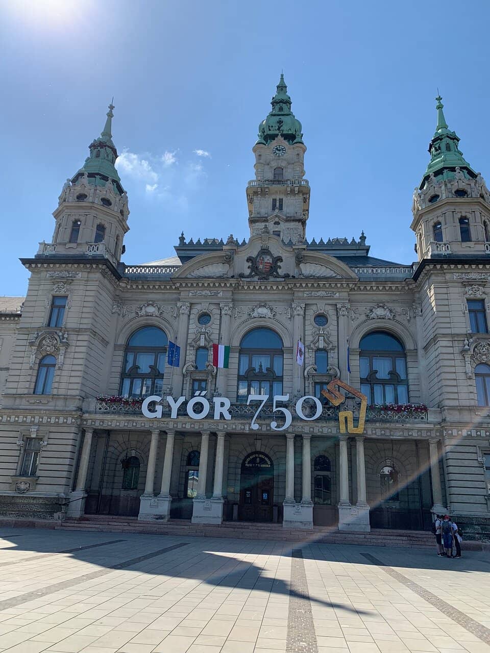 5:18 PM Short Concerts