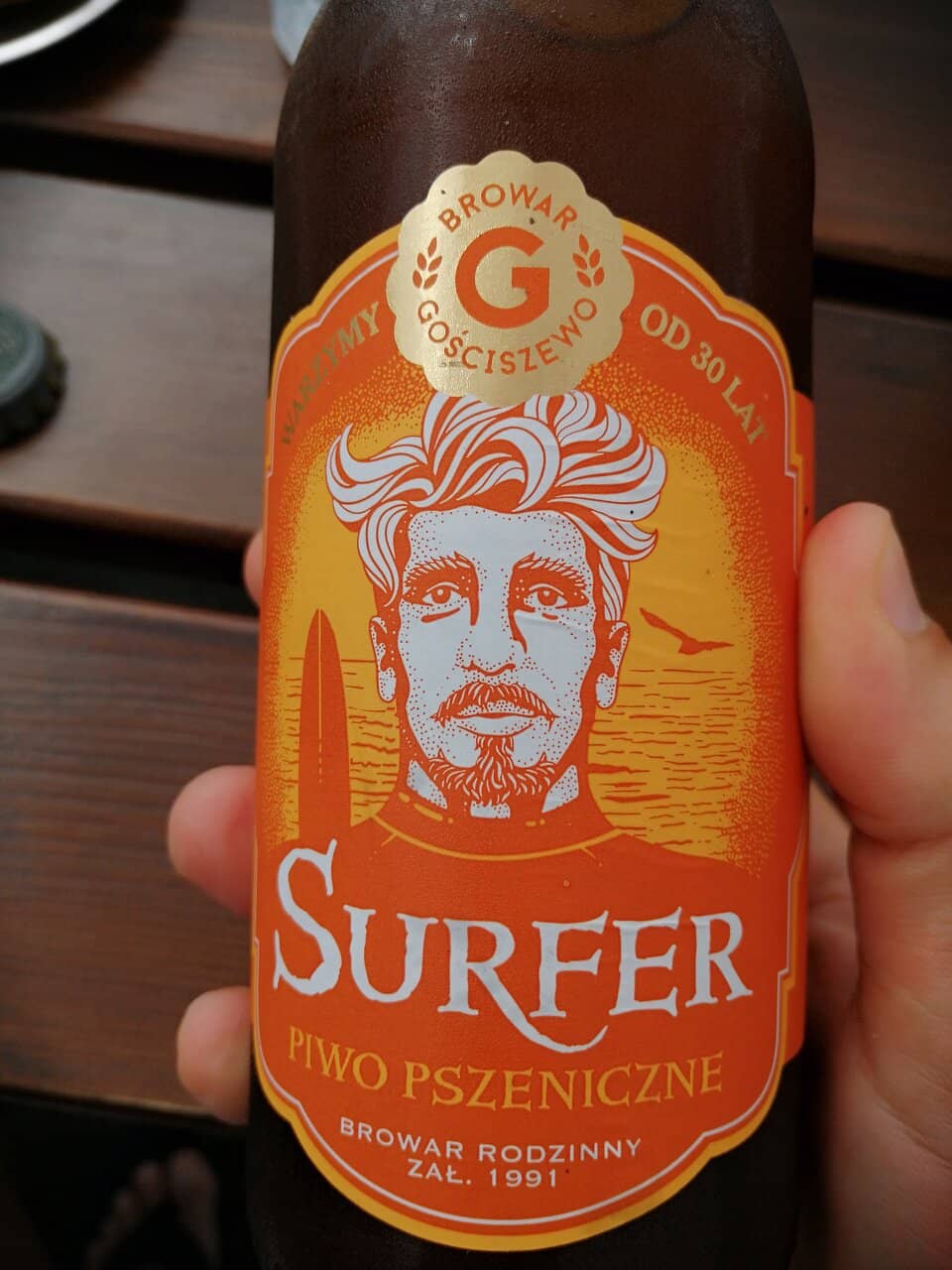 Local Casual Atmosphere