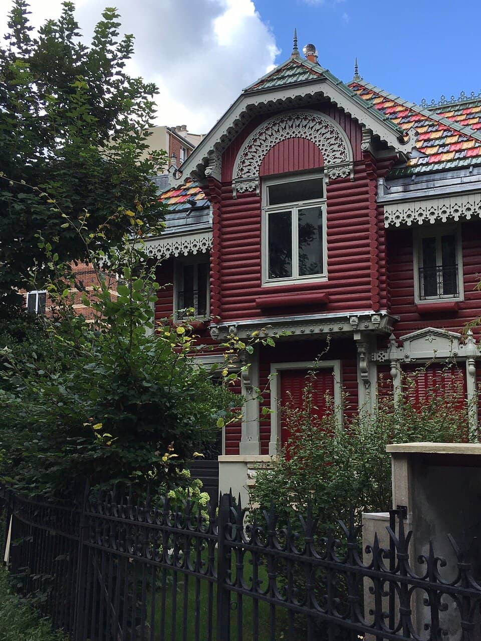 Sculptures & Greenery