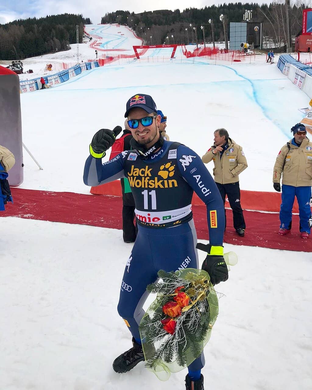 Panoramic Mountain Views