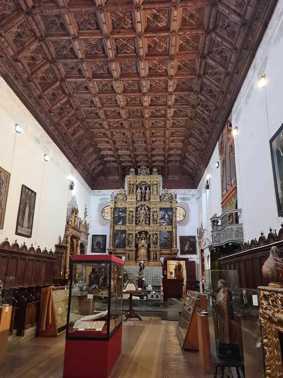 Impressive Wooden Ceiling