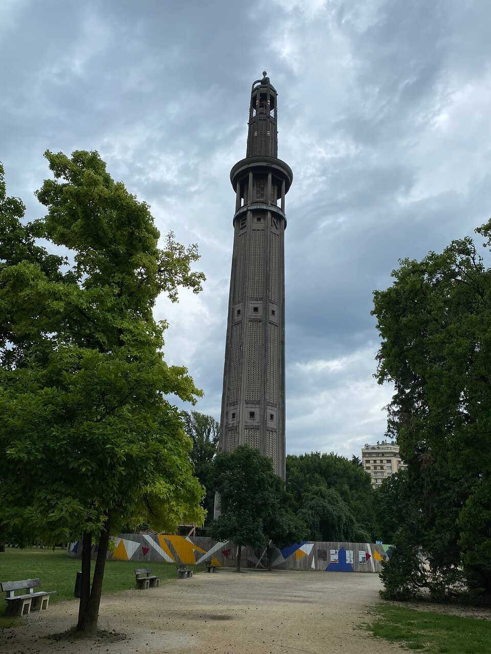 Vertical photo