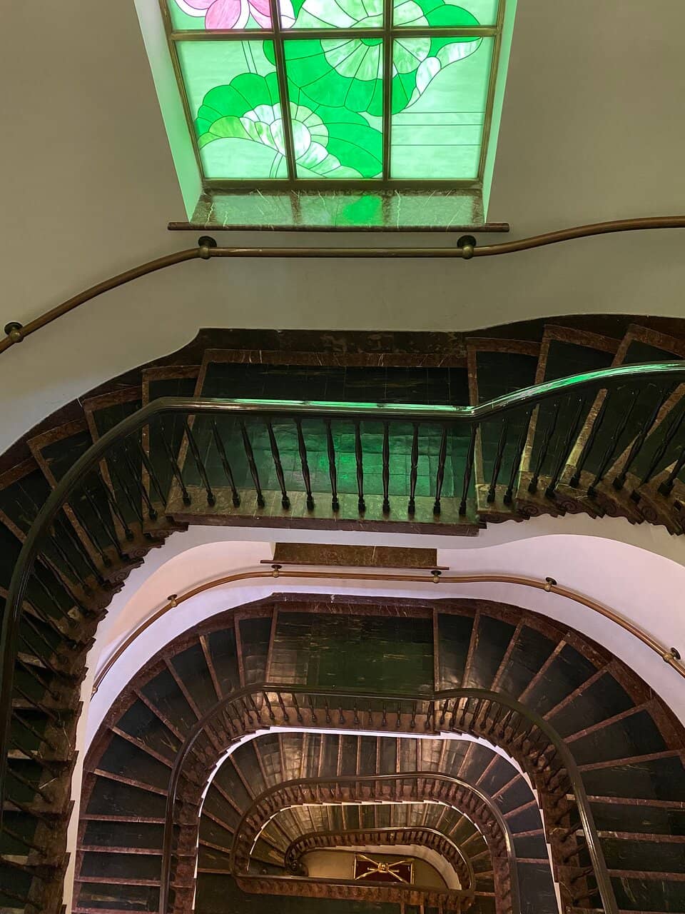 Day and Night Ambiance