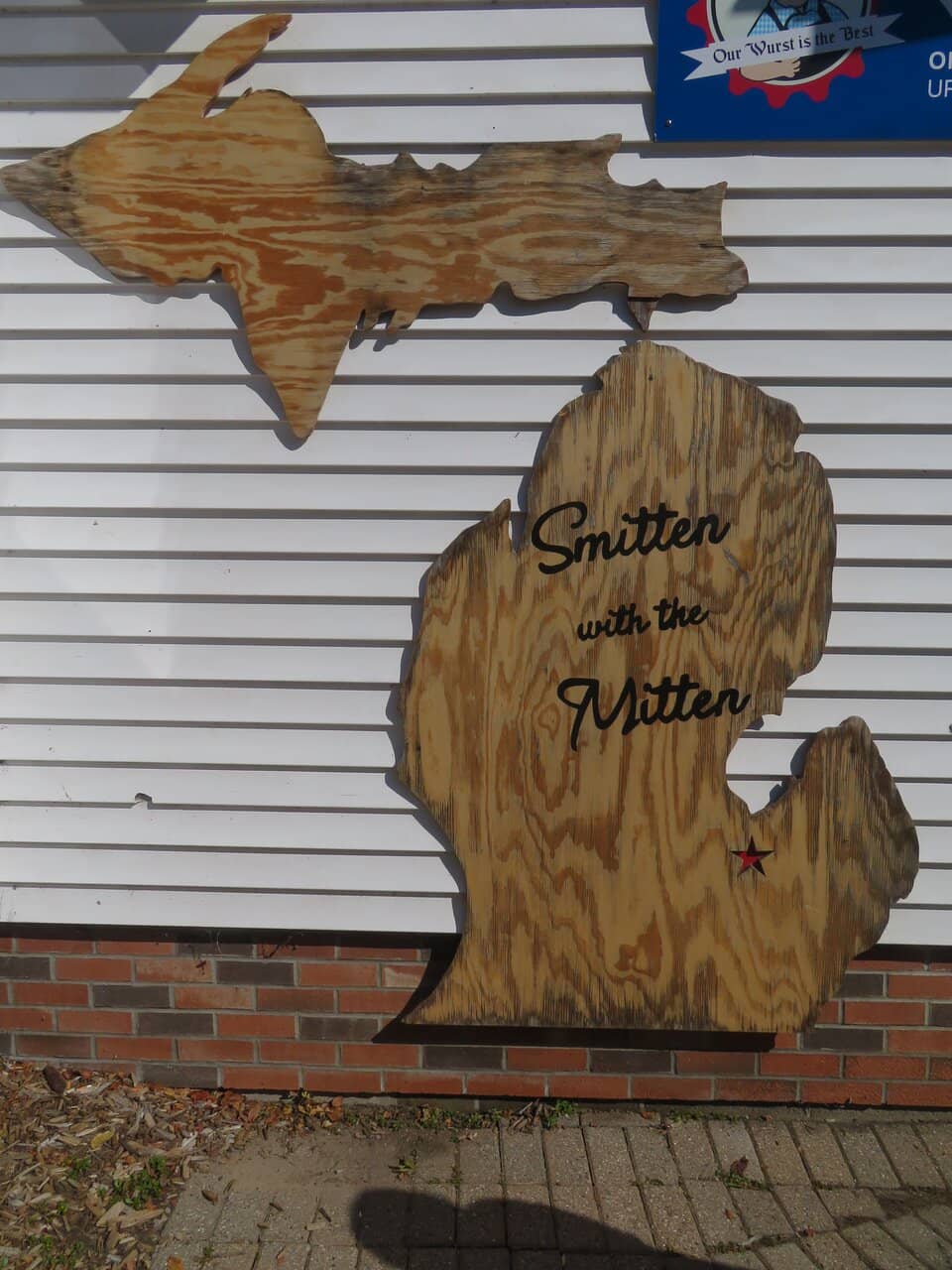 Personalized Gifts & Souvenirs