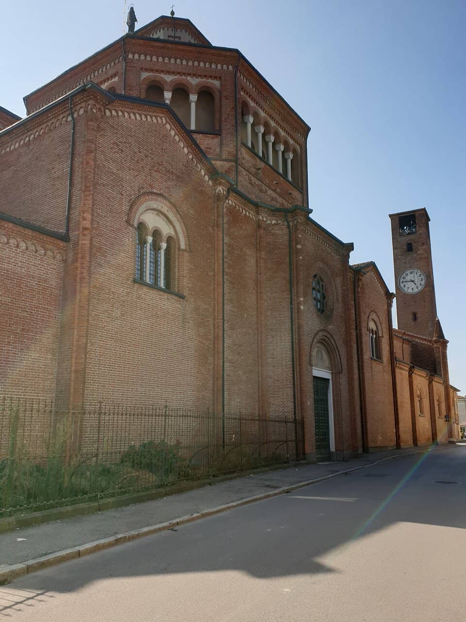 Vertical photo