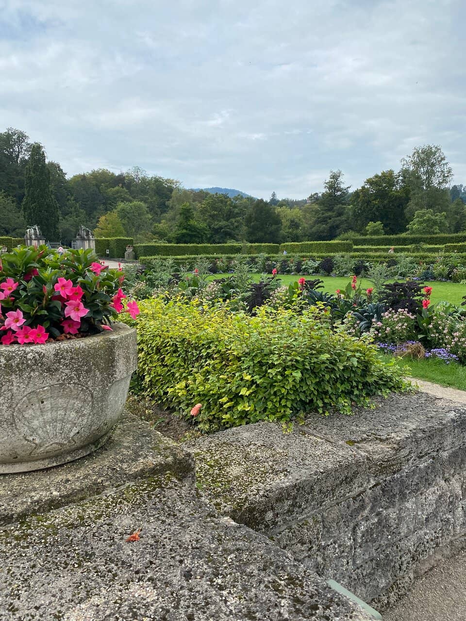 Statues and Water Features