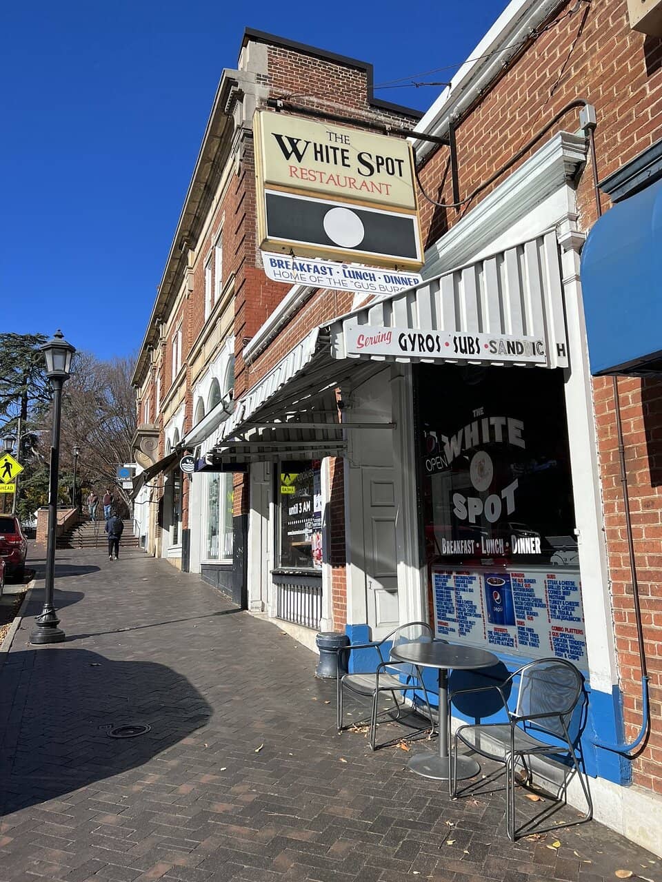 106.1 The Corner Lounge