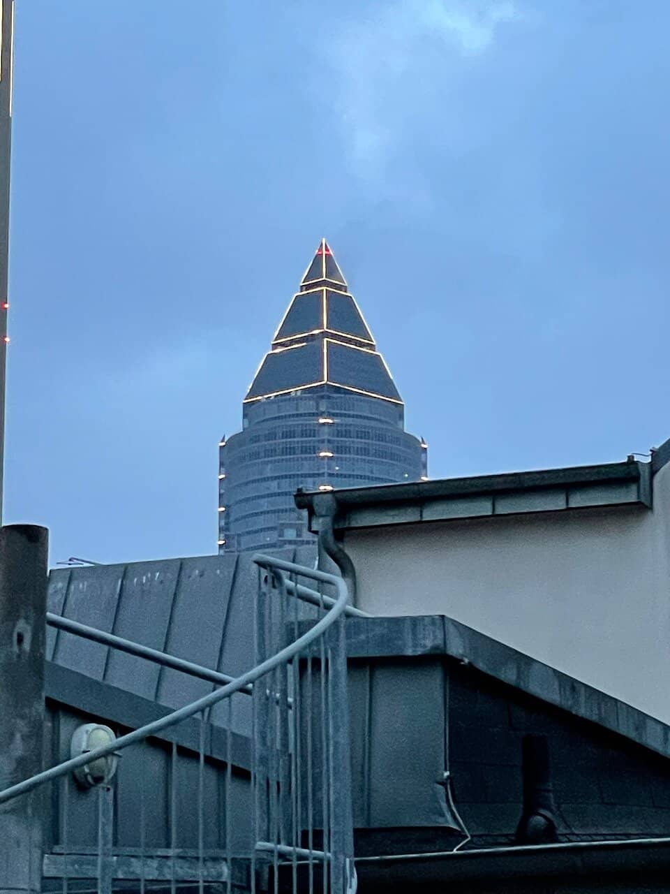 Renovated Lobby & Lounge