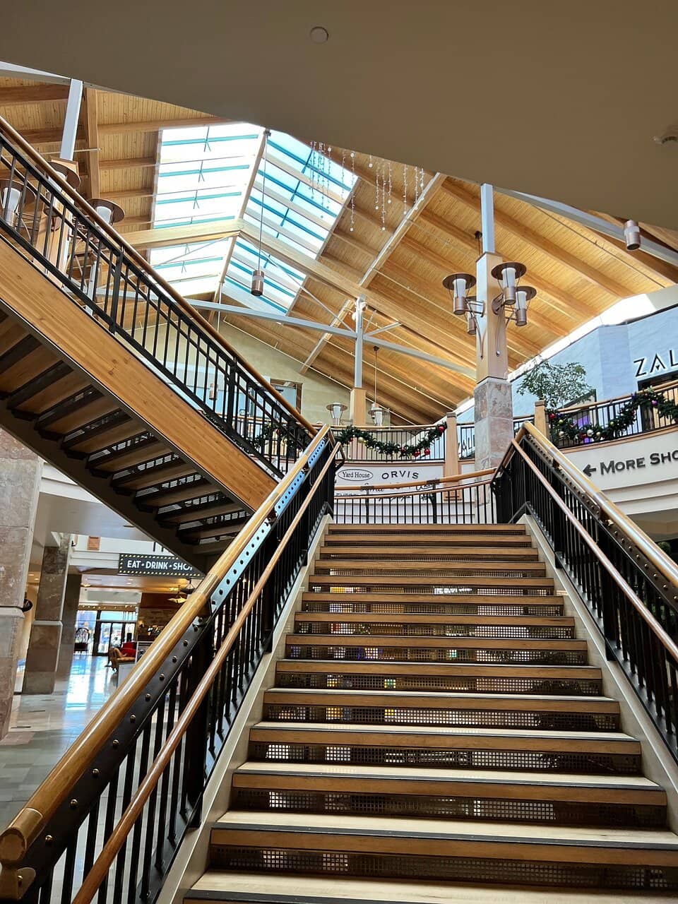 Upscale Shopping Experience