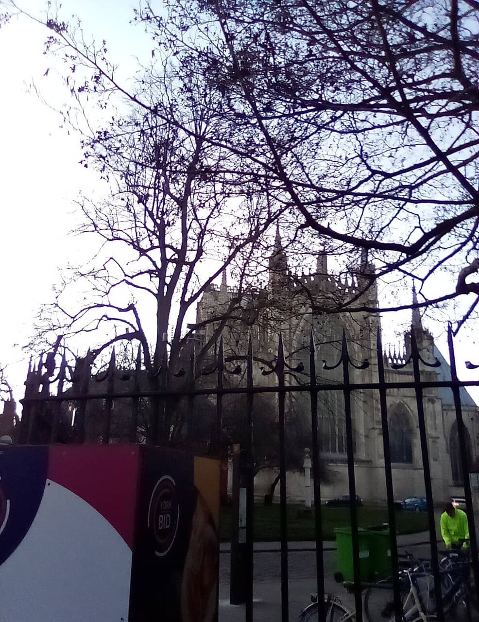 Independent Shops & Cafes