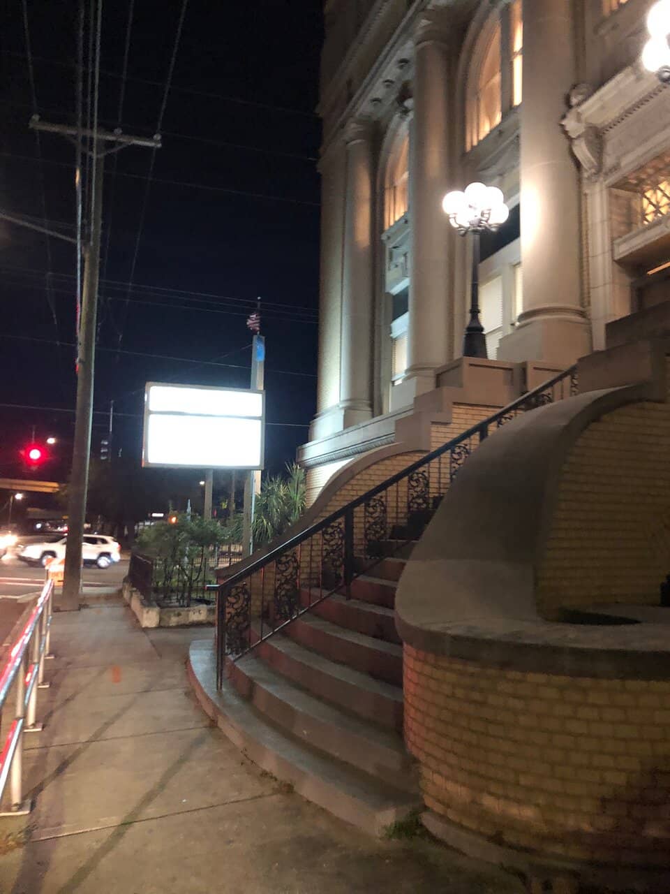 Live Comedy & Theater