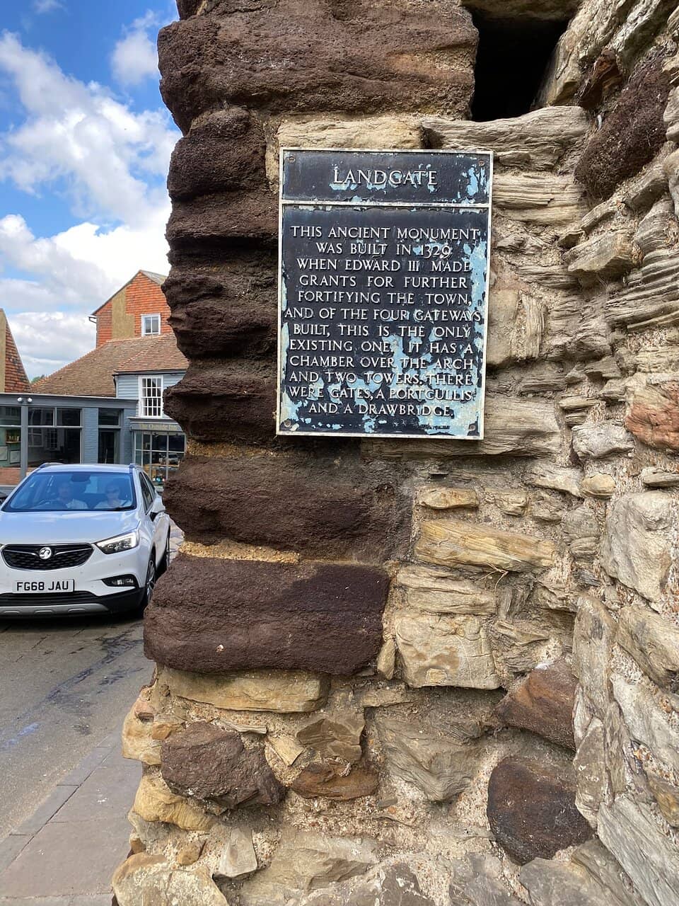 Historic Pubs and Cafes