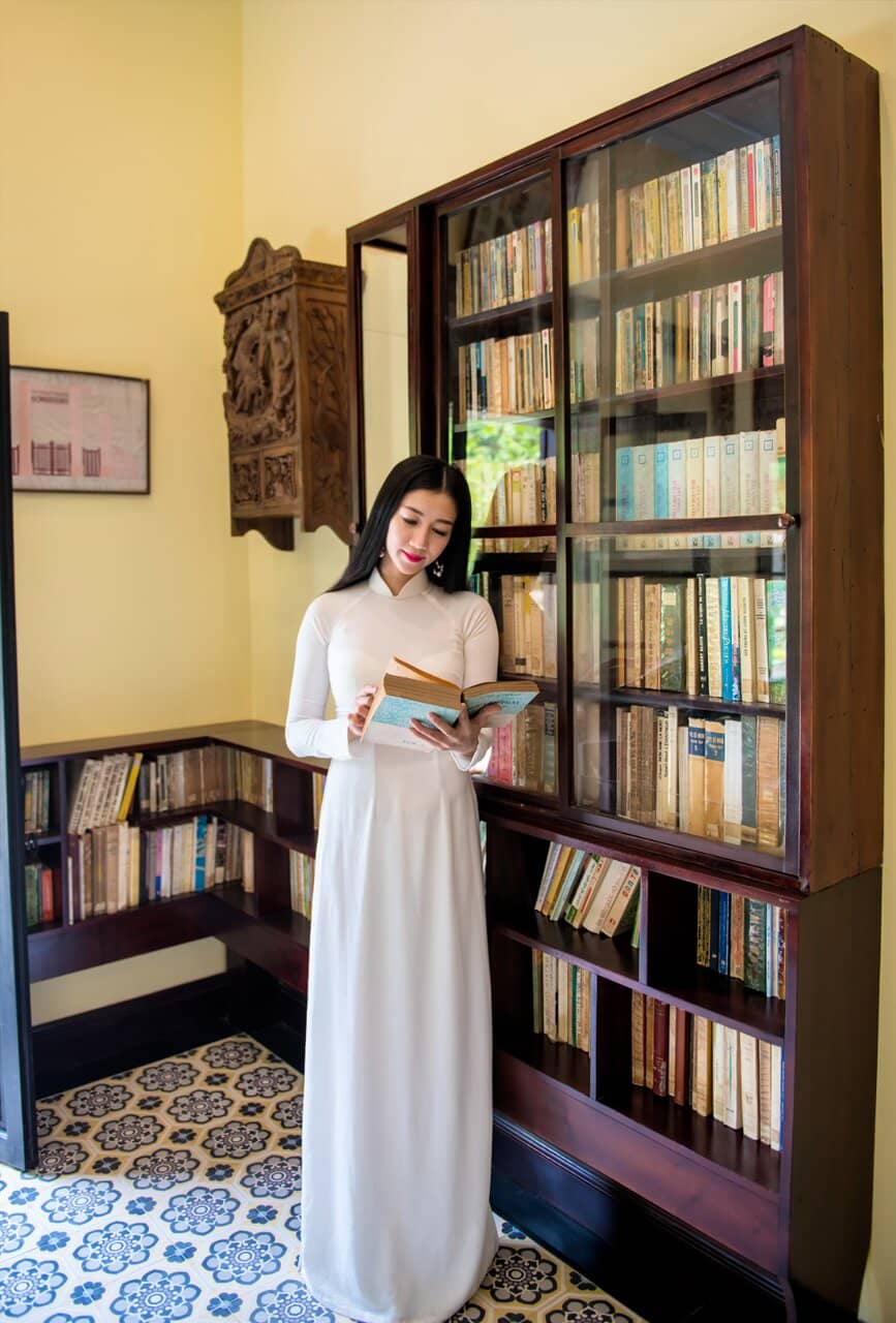 Lush Traditional Gardens