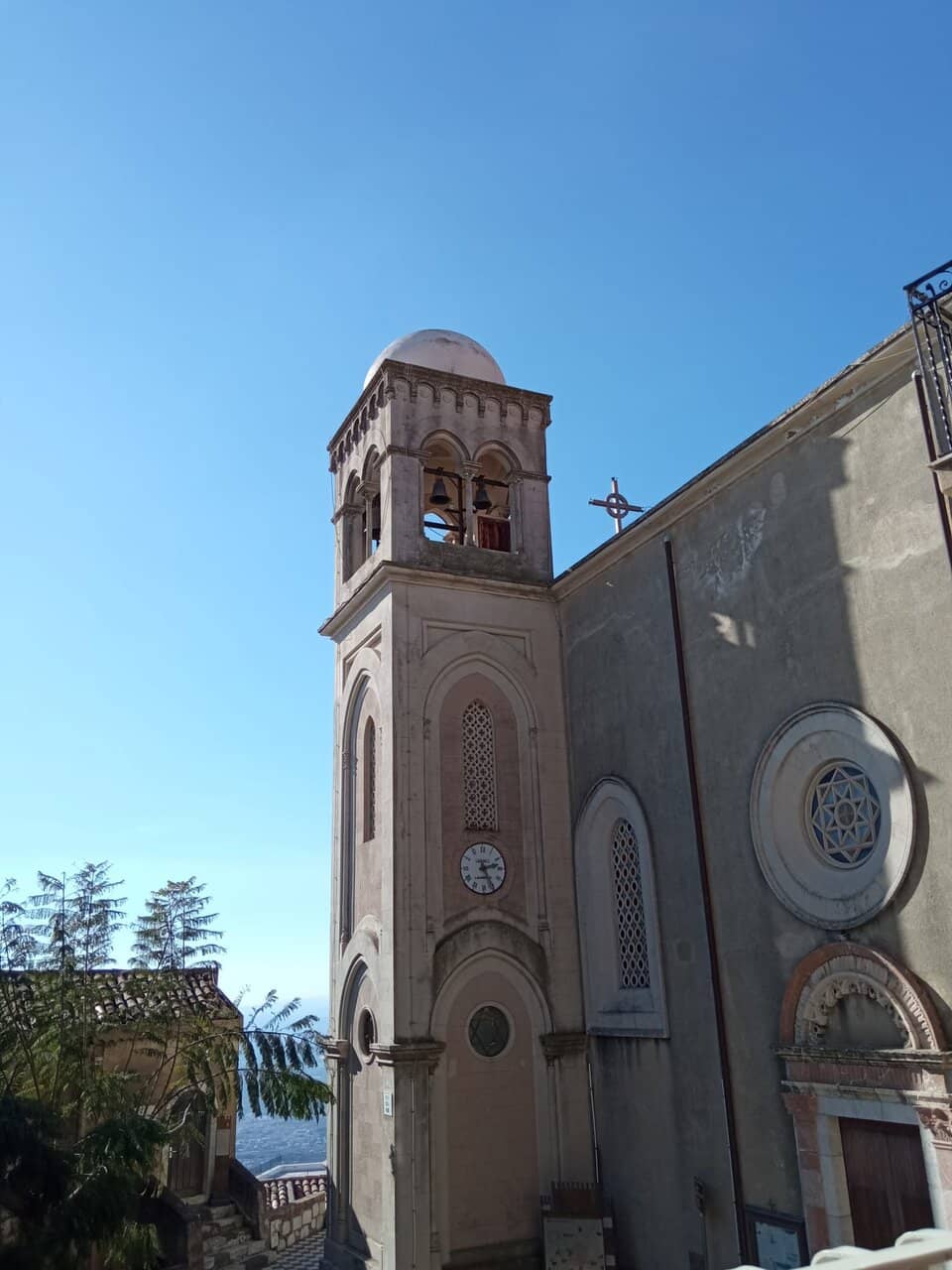 Vertical photo