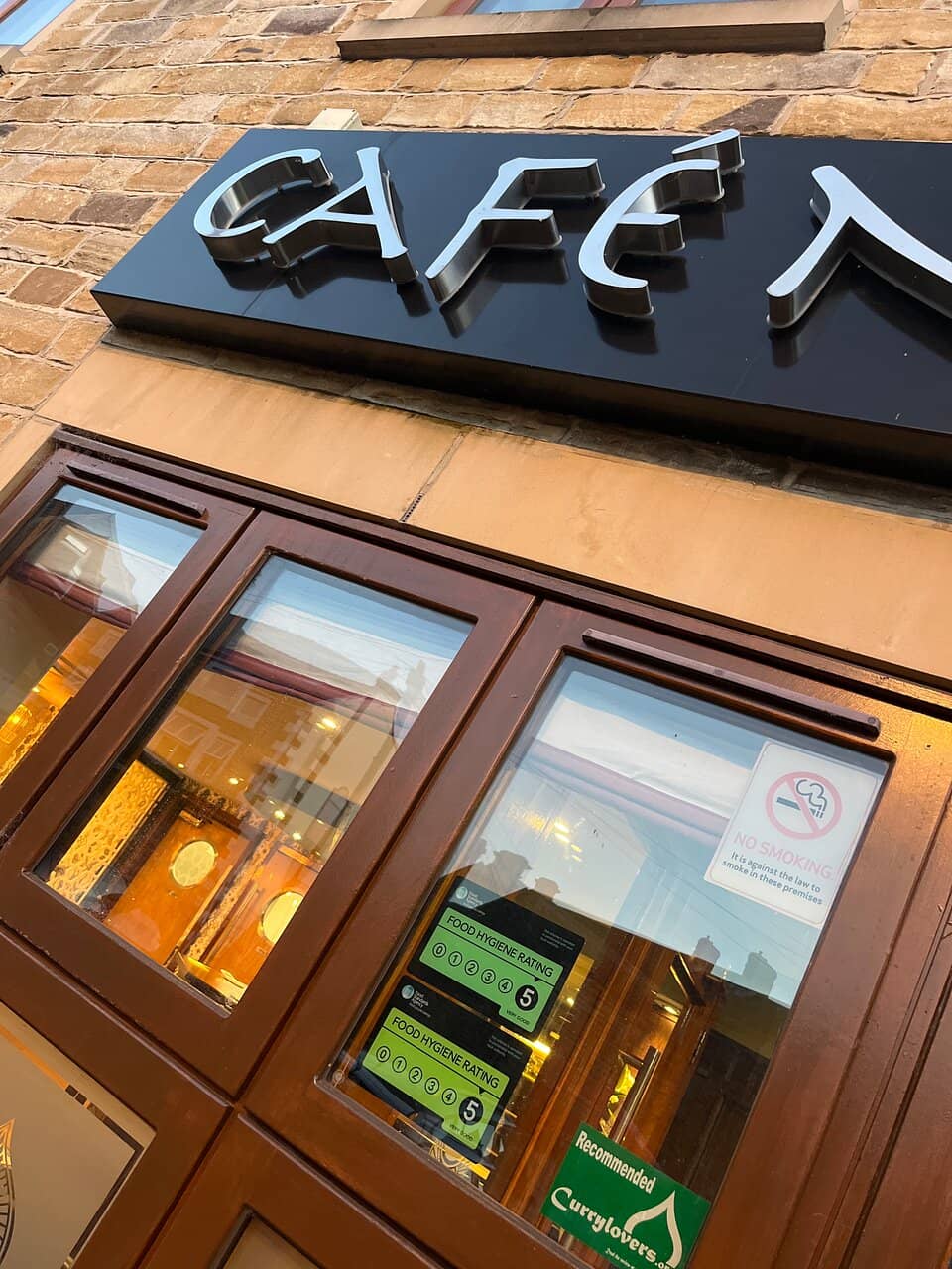 Contemporary Ambiance