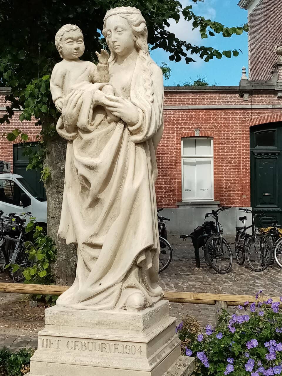 Vertical photo