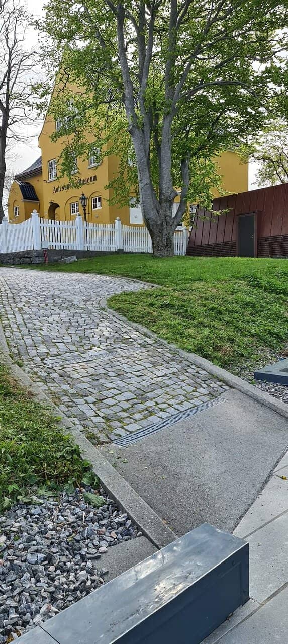 Art Nouveau Influence