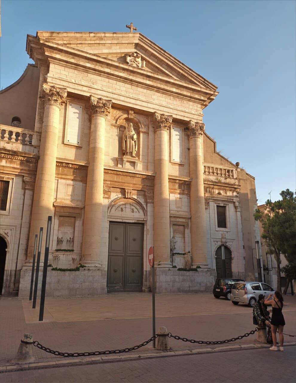 Vertical photo