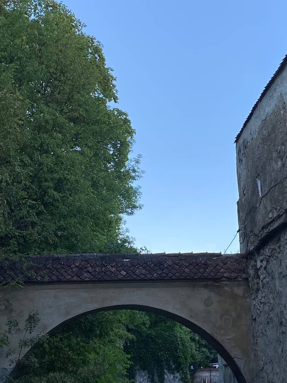 Graft Bastion's Historic Archway