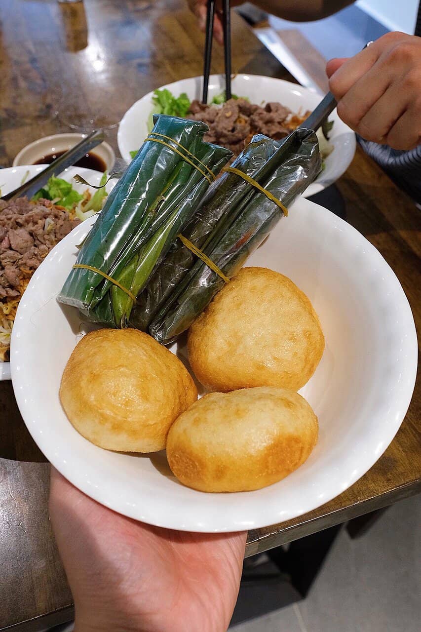 Authentic Hanoi Street Food Experience