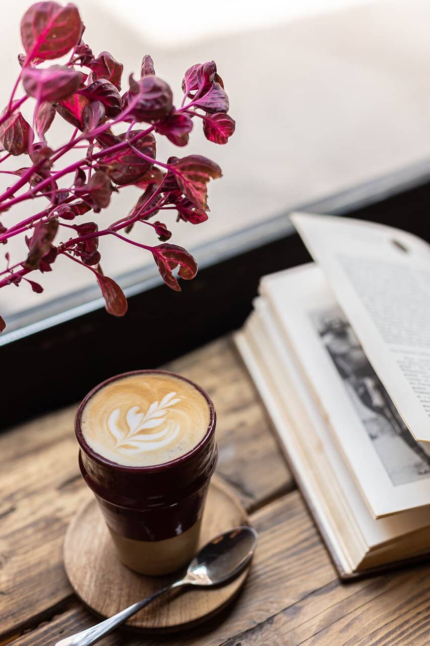 Specialty Coffee & Pastries