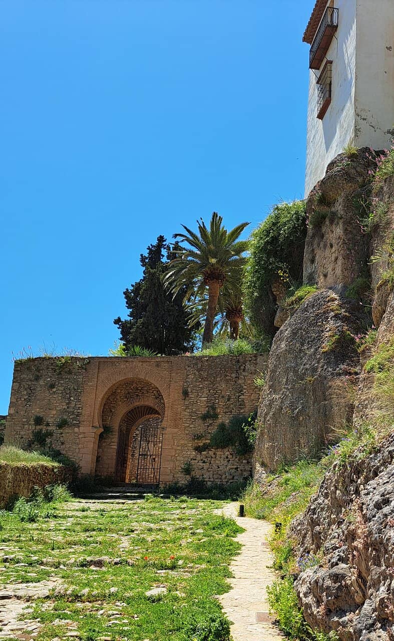 Scenic Hiking Trails