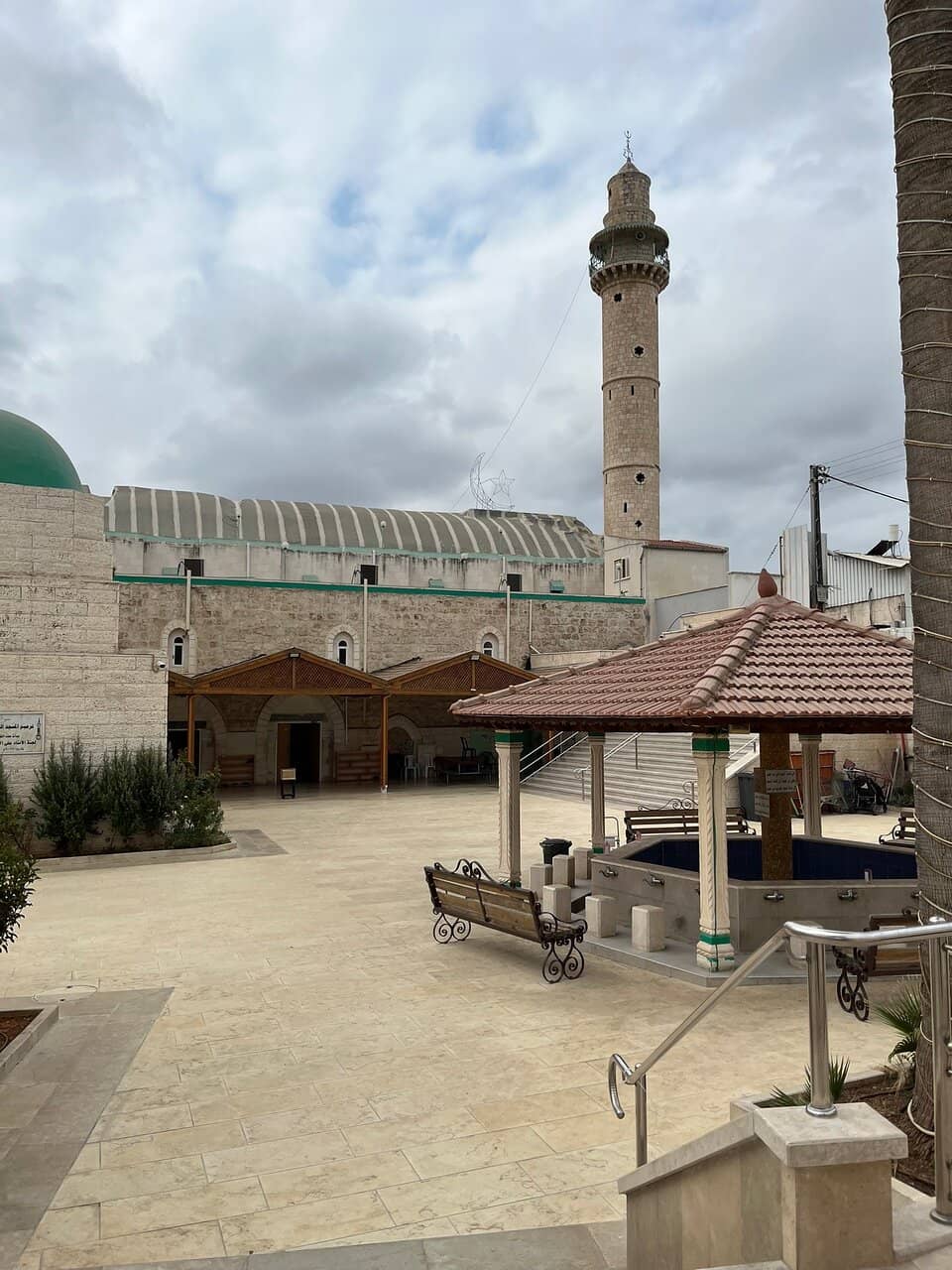 The White Mosque