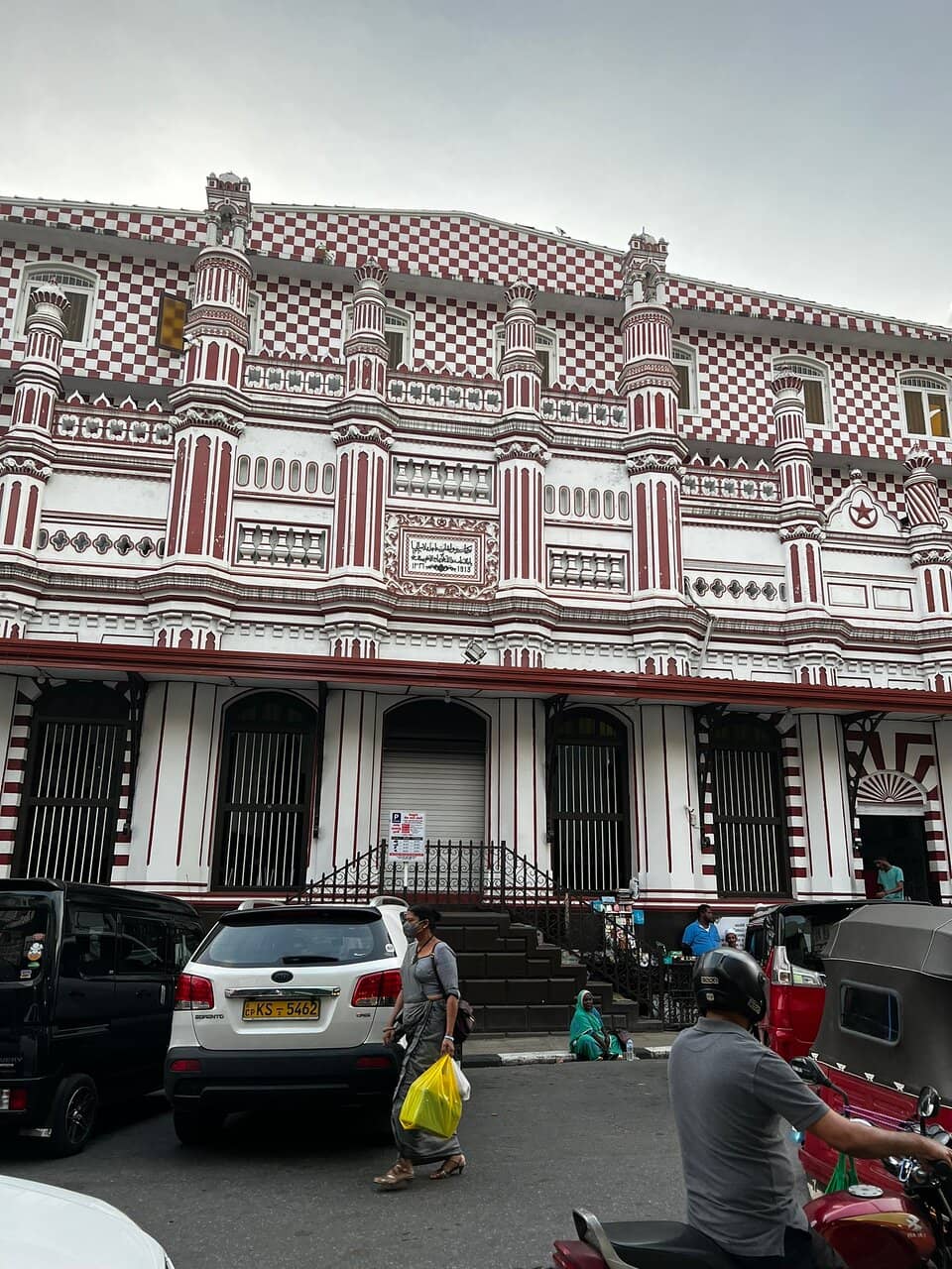 Pigeon Gathering Spot