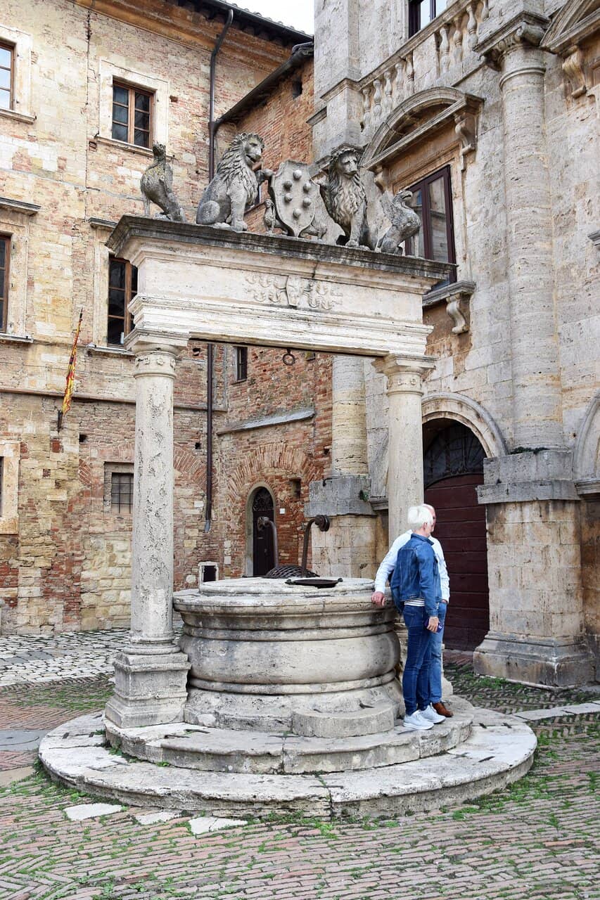 Piazza Grande Views