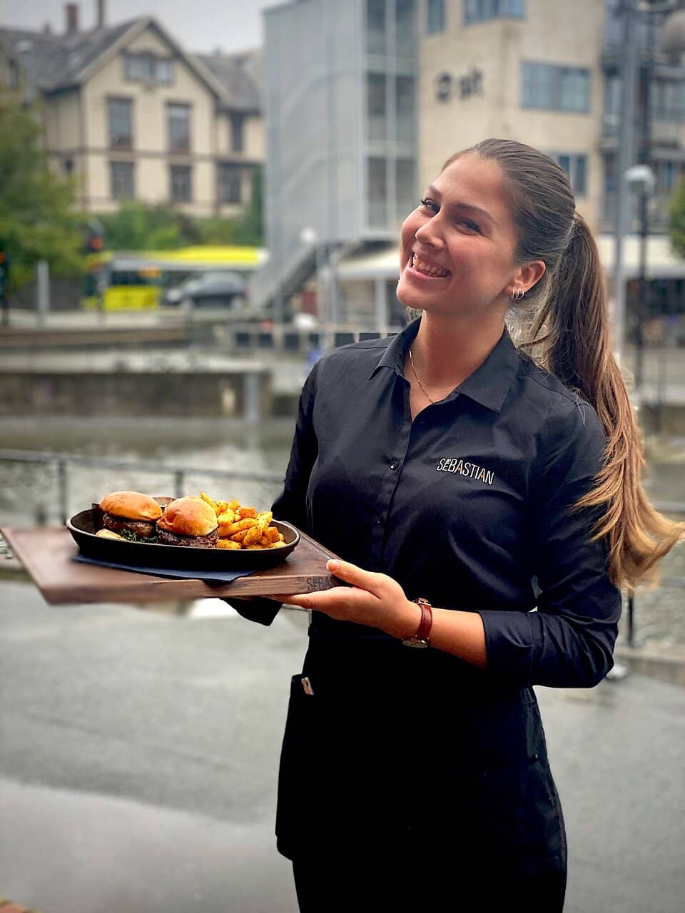 Delicious Burgers & Seafood