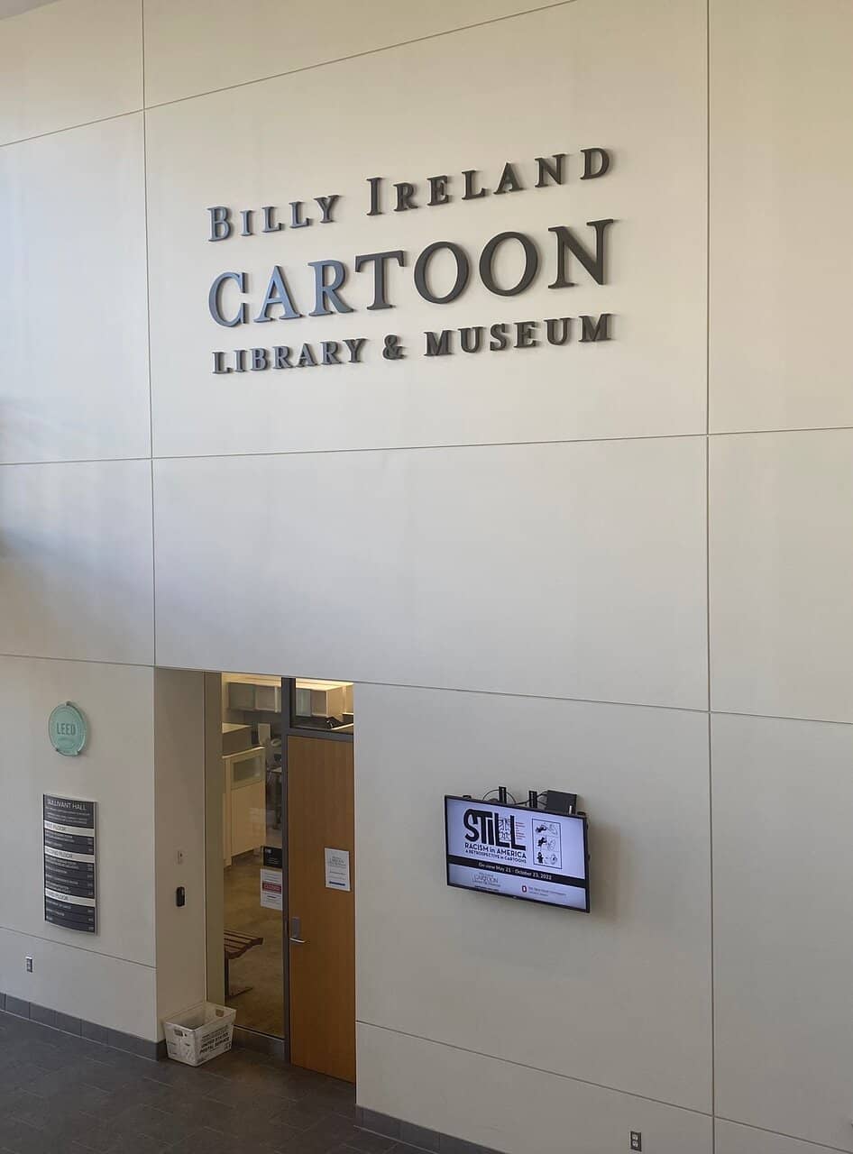 Rotating Thematic Exhibits