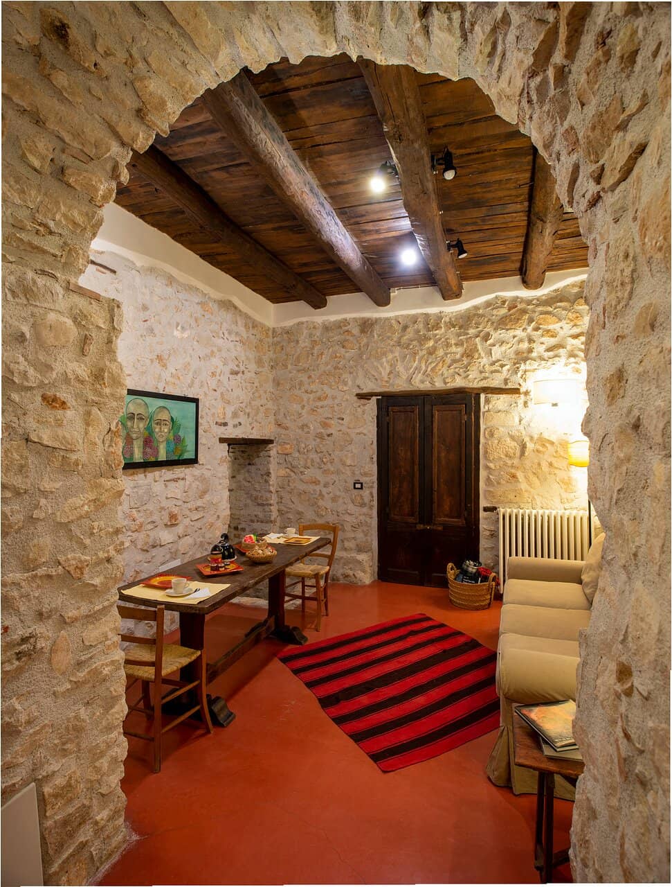 Teggiano Village Exploration