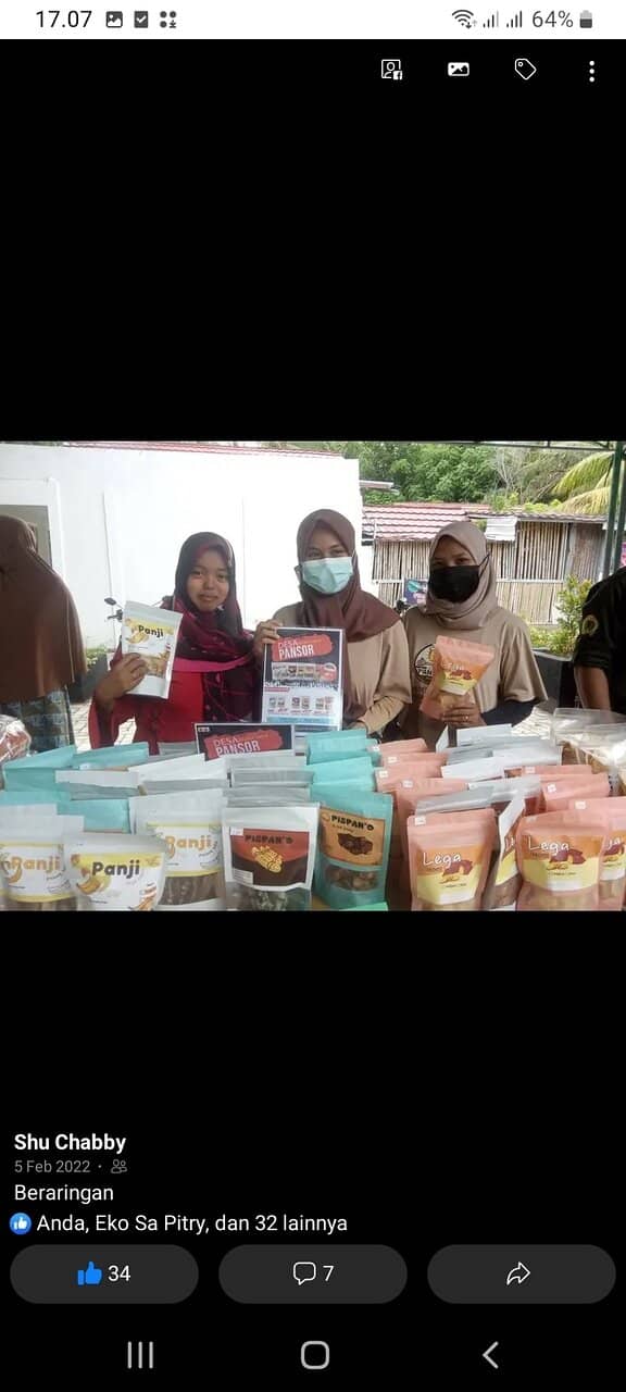 Kayangan Lake Swimming