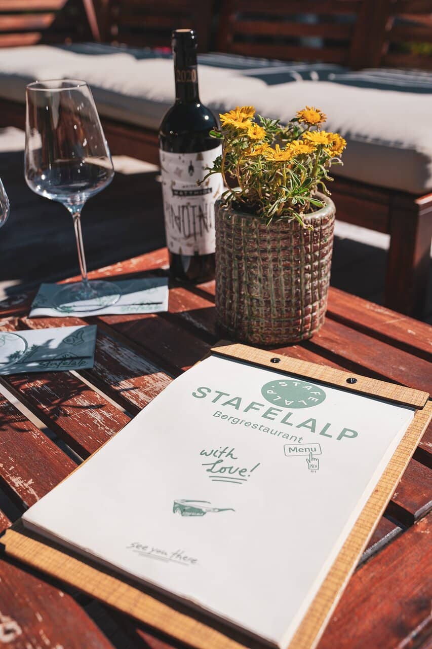 Cozy Mountain Hut Ambiance