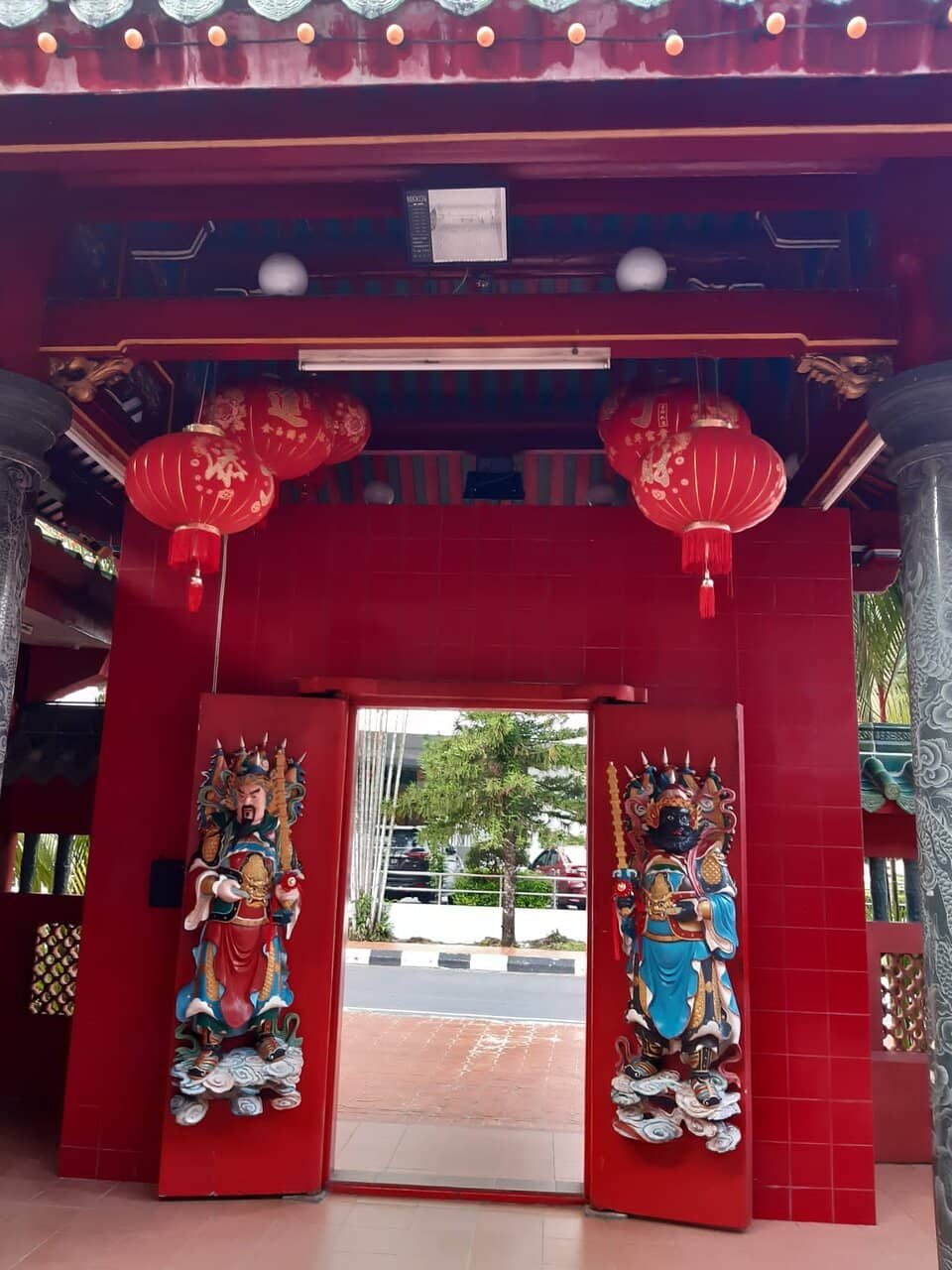 Dragon Sculptures