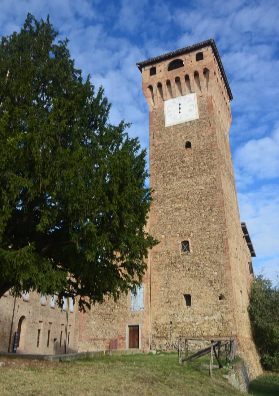 Panoramic Hillside Views