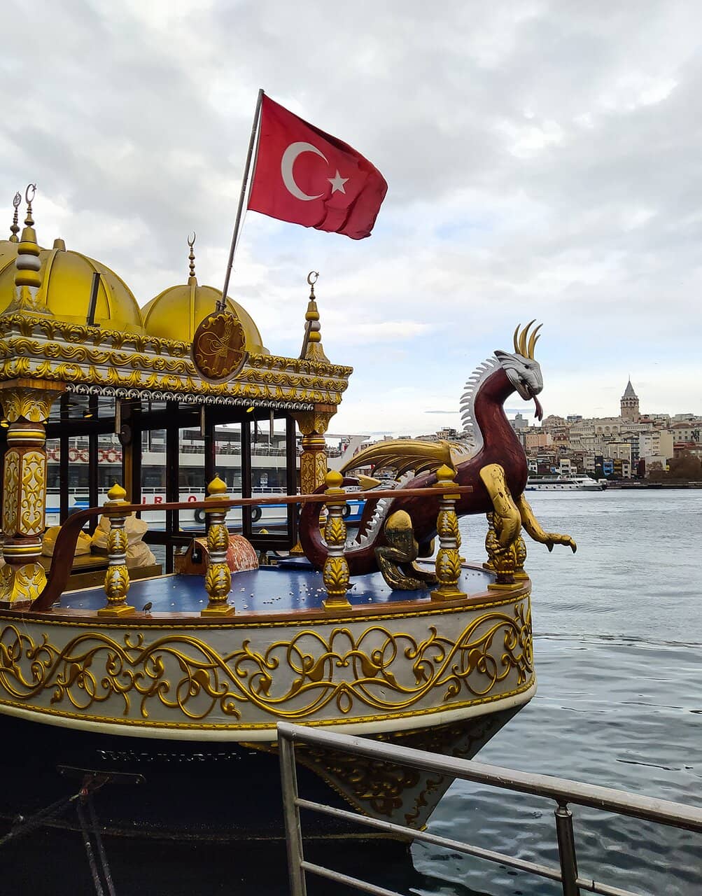 Balık Ekmek (Fish Sandwich)