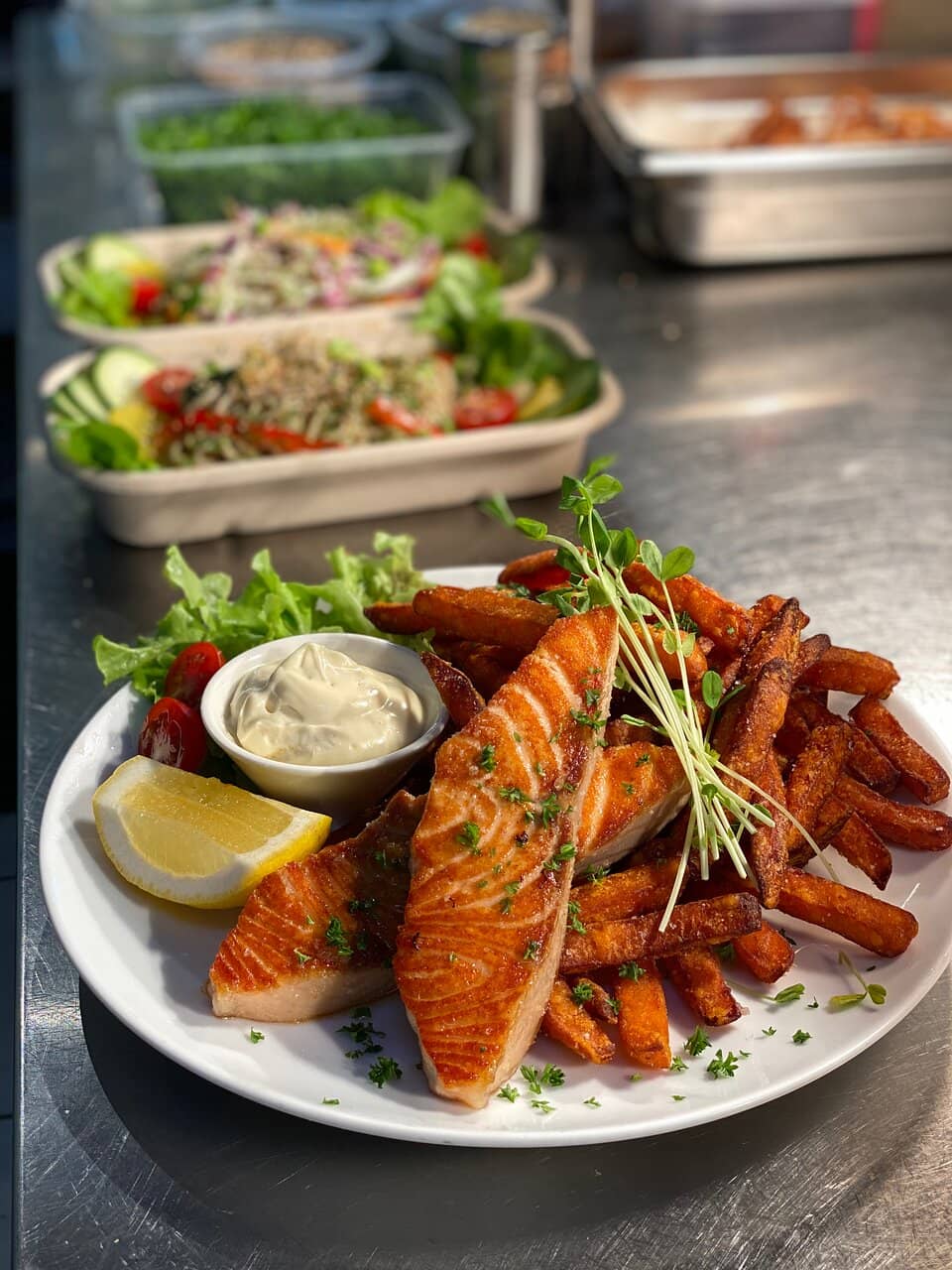 Local Cafes & Eateries