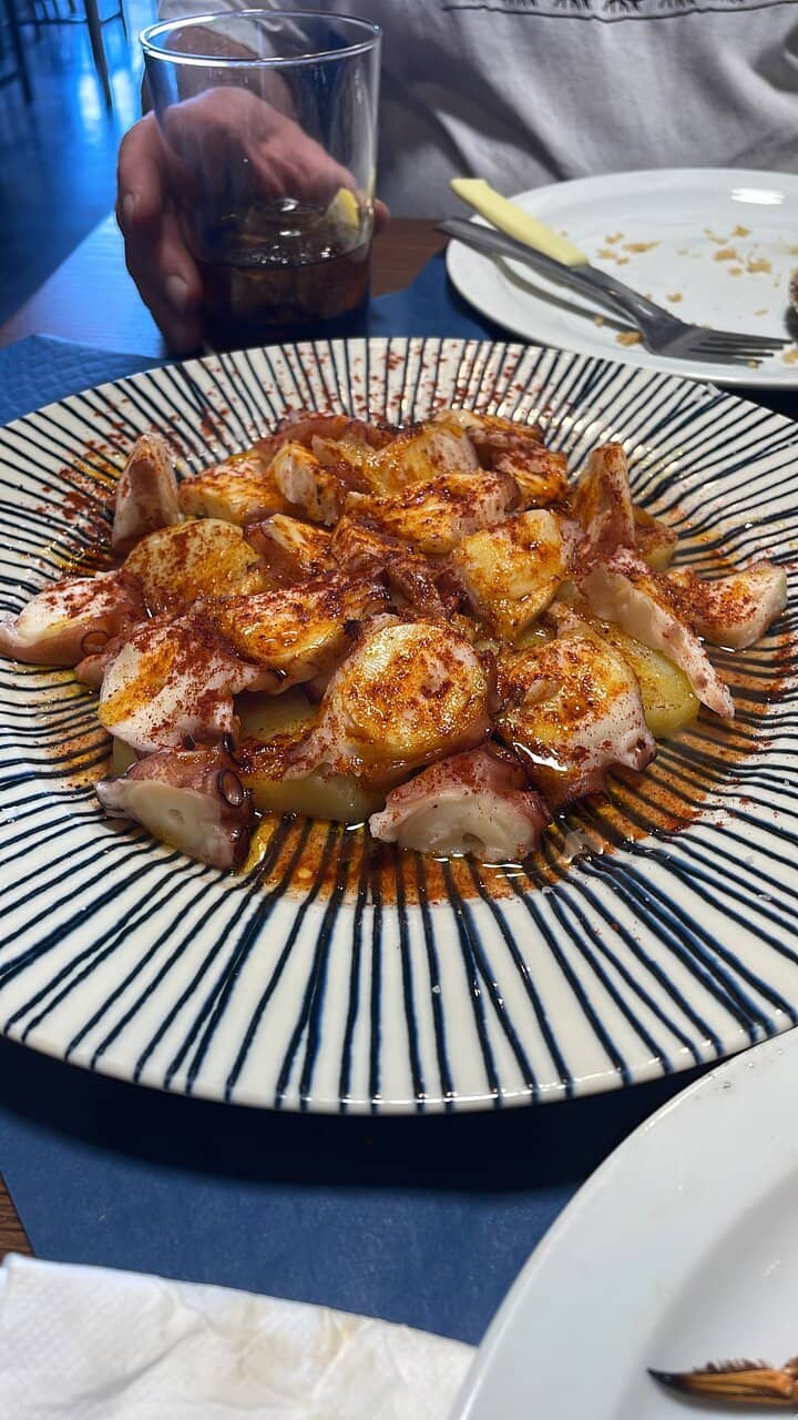 Urban Art and Architecture