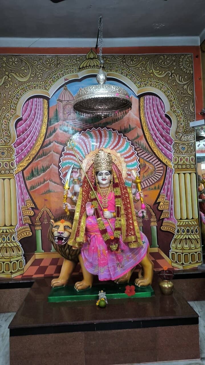 Surrounding Deities